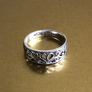 Vintage Open Heart Filigree “Mom, I Love You” Ring